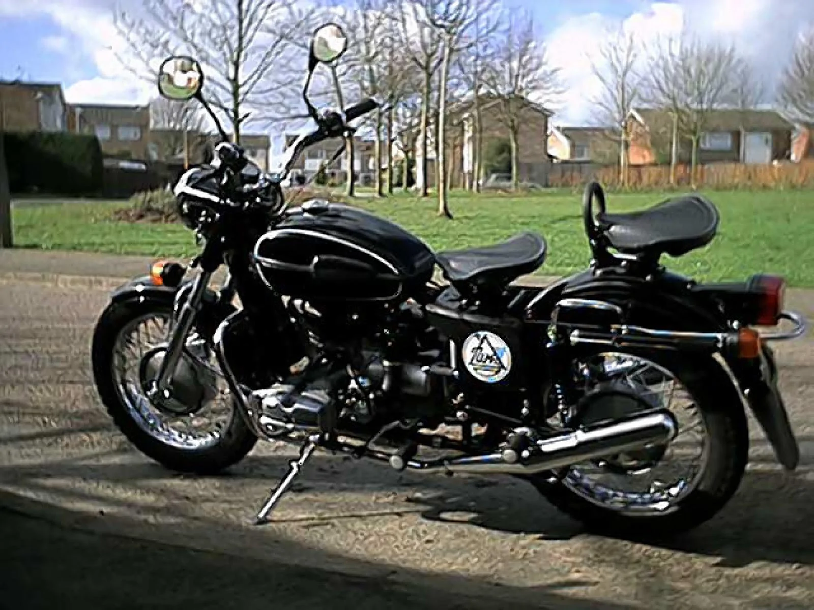 Ural Retro Solo 750