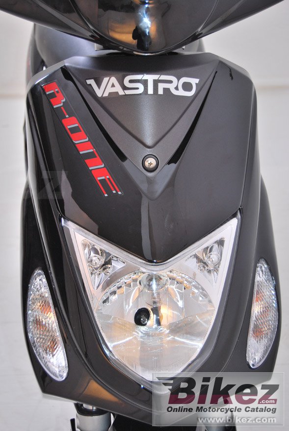 Thumbnail for Vastro 50 R-One 2021