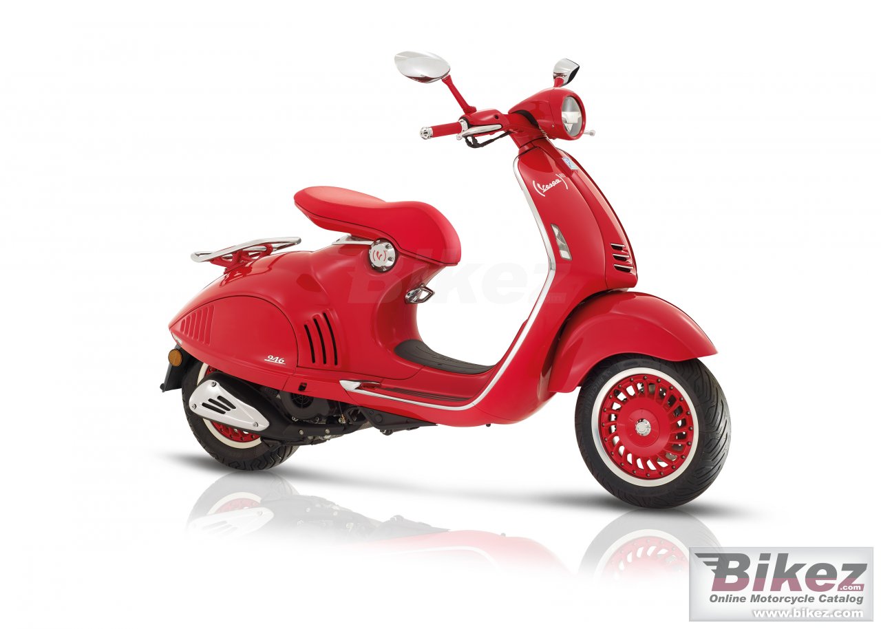 Vespa 946 RED