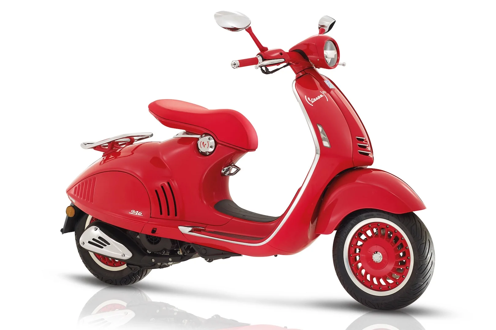 Thumbnail for Vespa 946 RED 2017