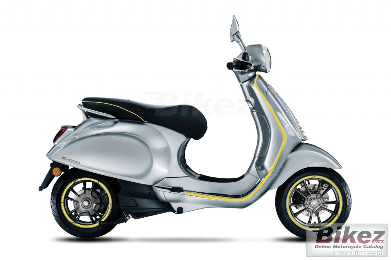 Thumbnail for Vespa Elettrica 2021