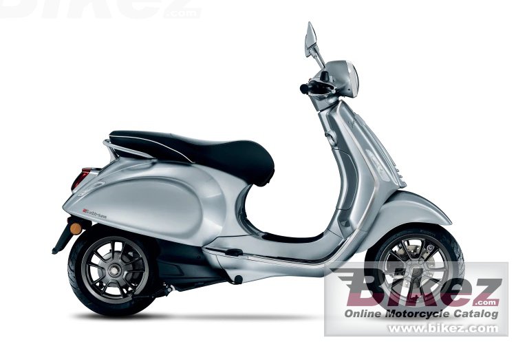 Thumbnail for Vespa Elettrica 70 kmh 2023