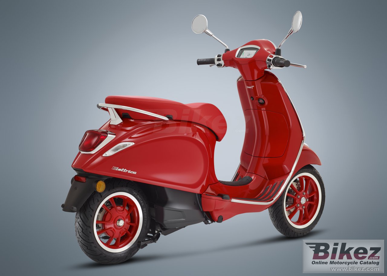 Thumbnail for Vespa Elettrica RED 2022