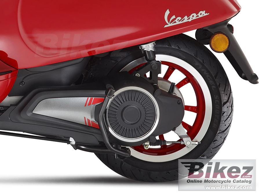 Thumbnail for Vespa Elettrica Red 45 MPH 2025