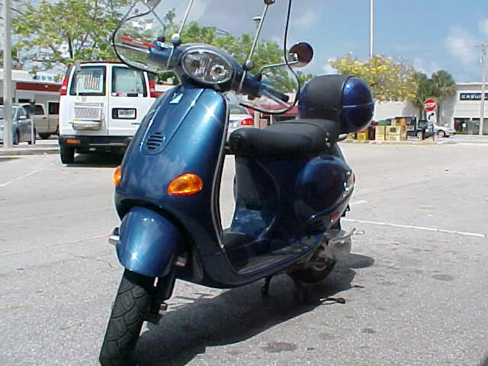 Thumbnail for Vespa ET4 50 2005