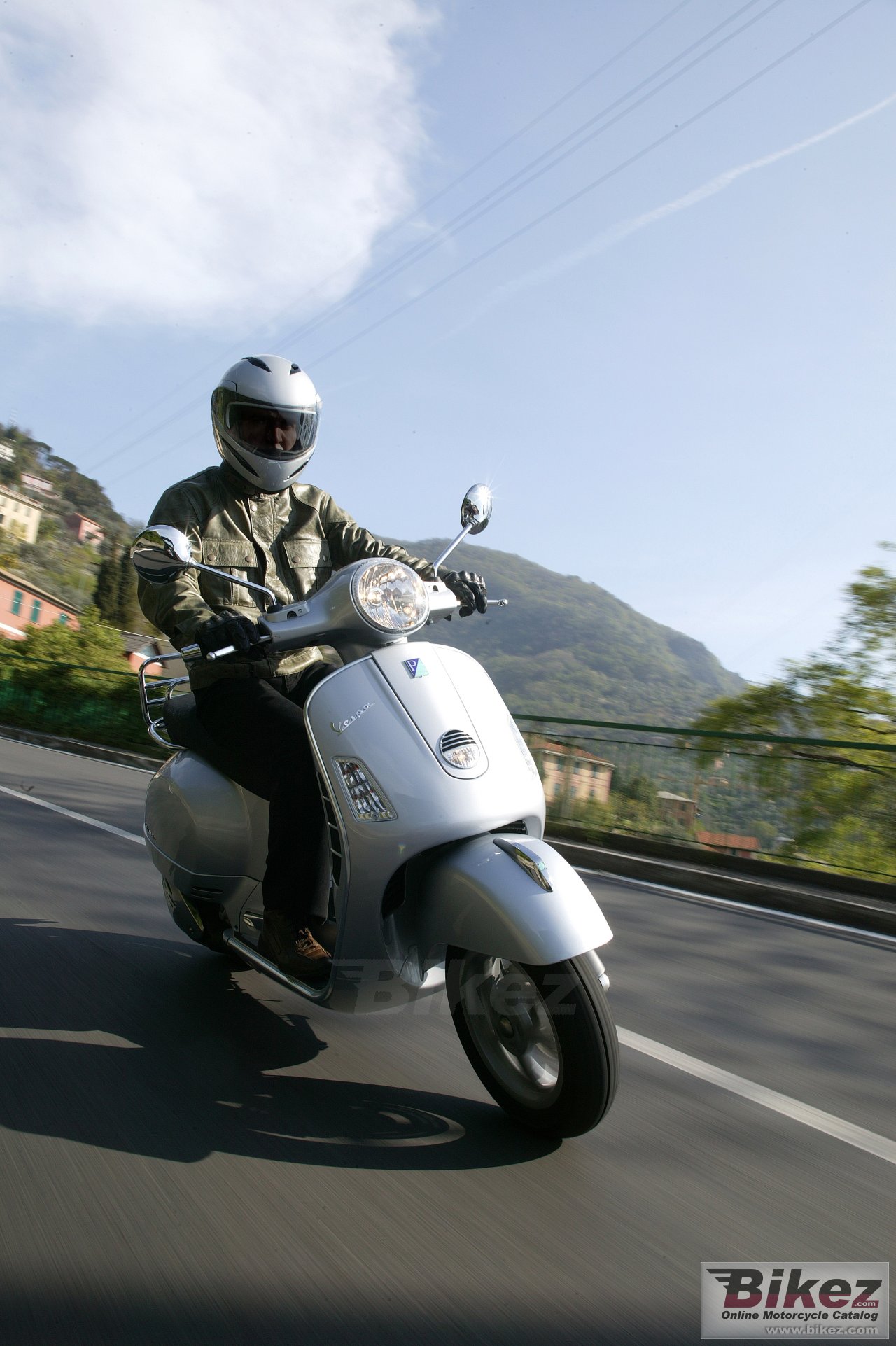 Thumbnail for Vespa GTS 250 2008