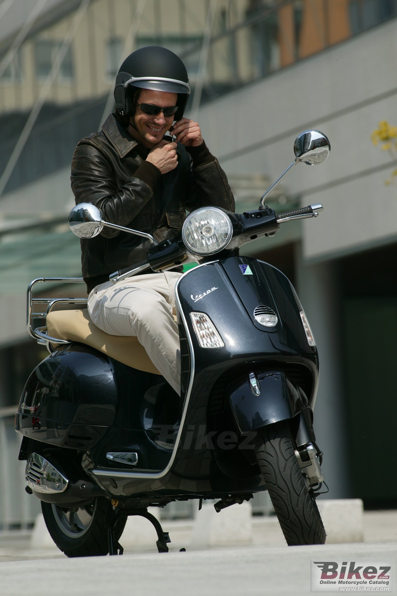 Thumbnail for Vespa GTS 250 2008