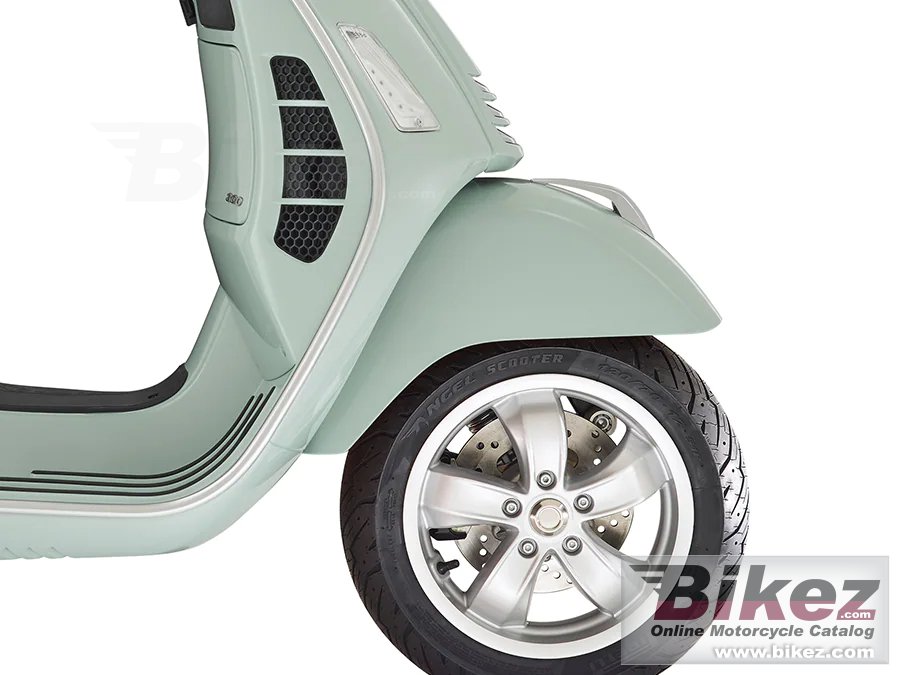 Thumbnail for Vespa GTS 300 2021
