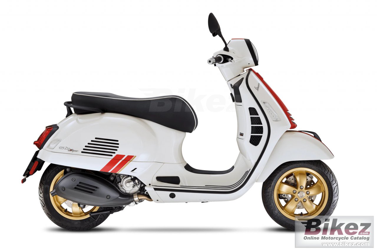Thumbnail for Vespa GTS Super 300 Racing Sixties 2021