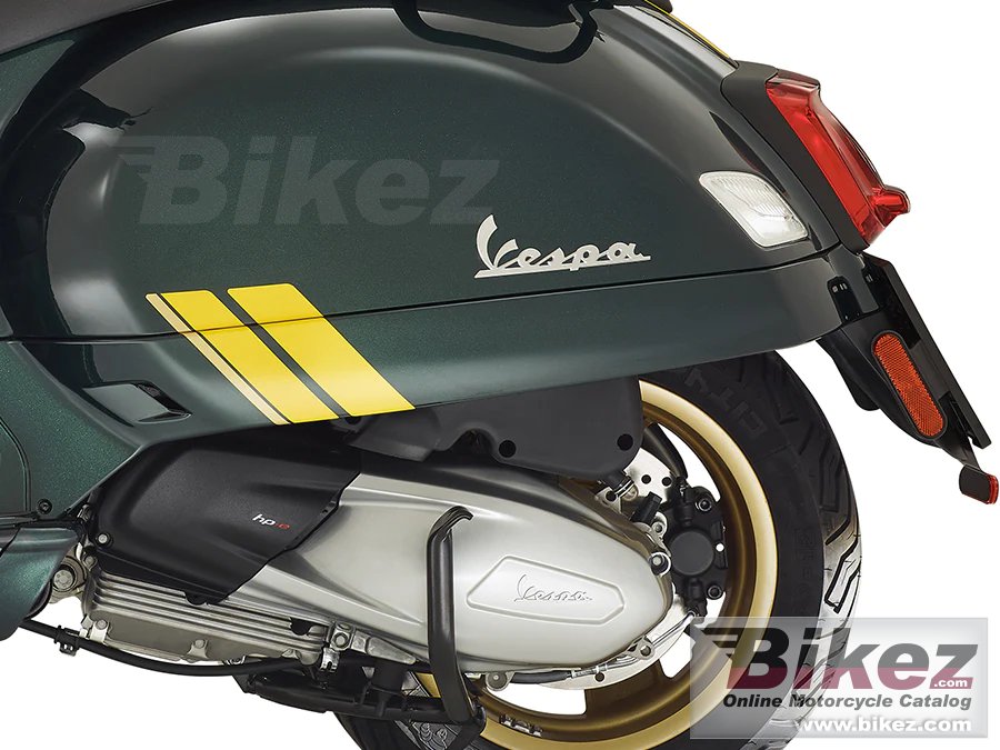 Thumbnail for Vespa GTS Super 300 Racing Sixties 2021
