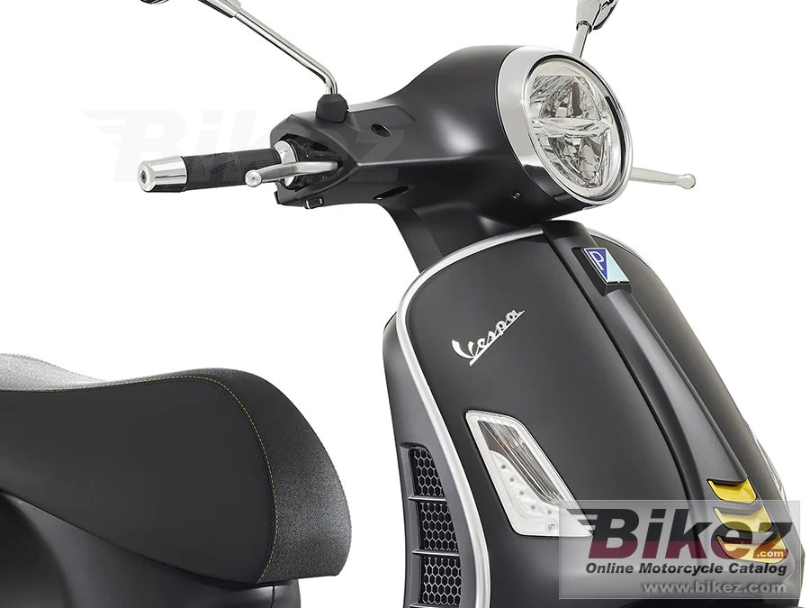 Thumbnail for Vespa GTS Super 300 Tech 2021
