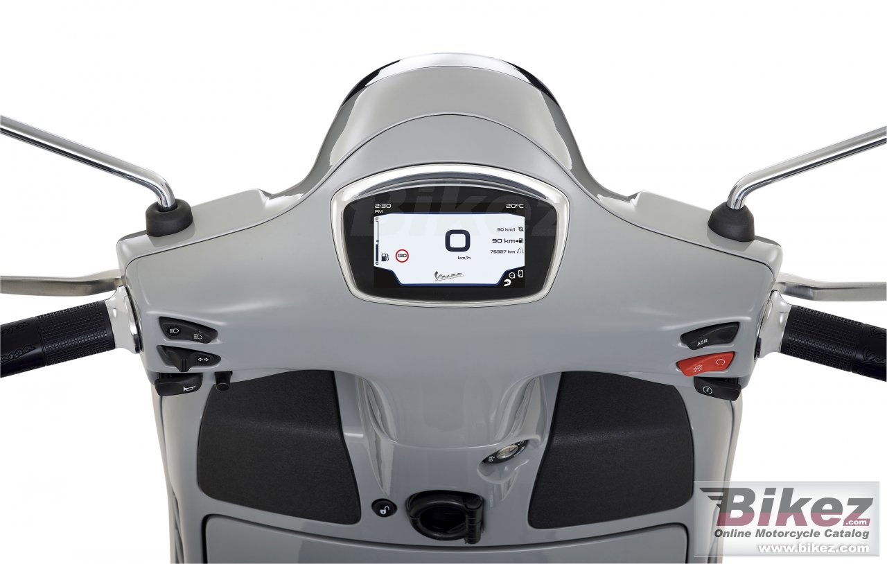 Thumbnail for Vespa GTS SuperTech 2019