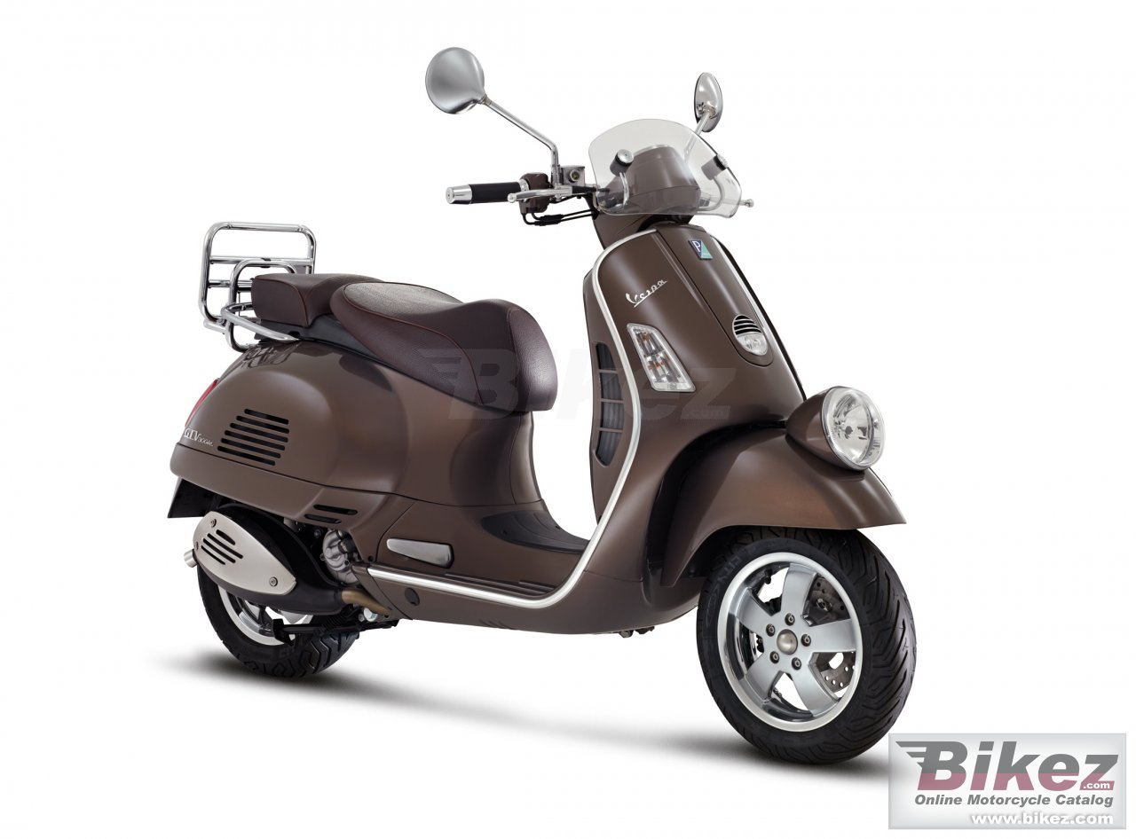 Vespa GTV Vie Della Moda