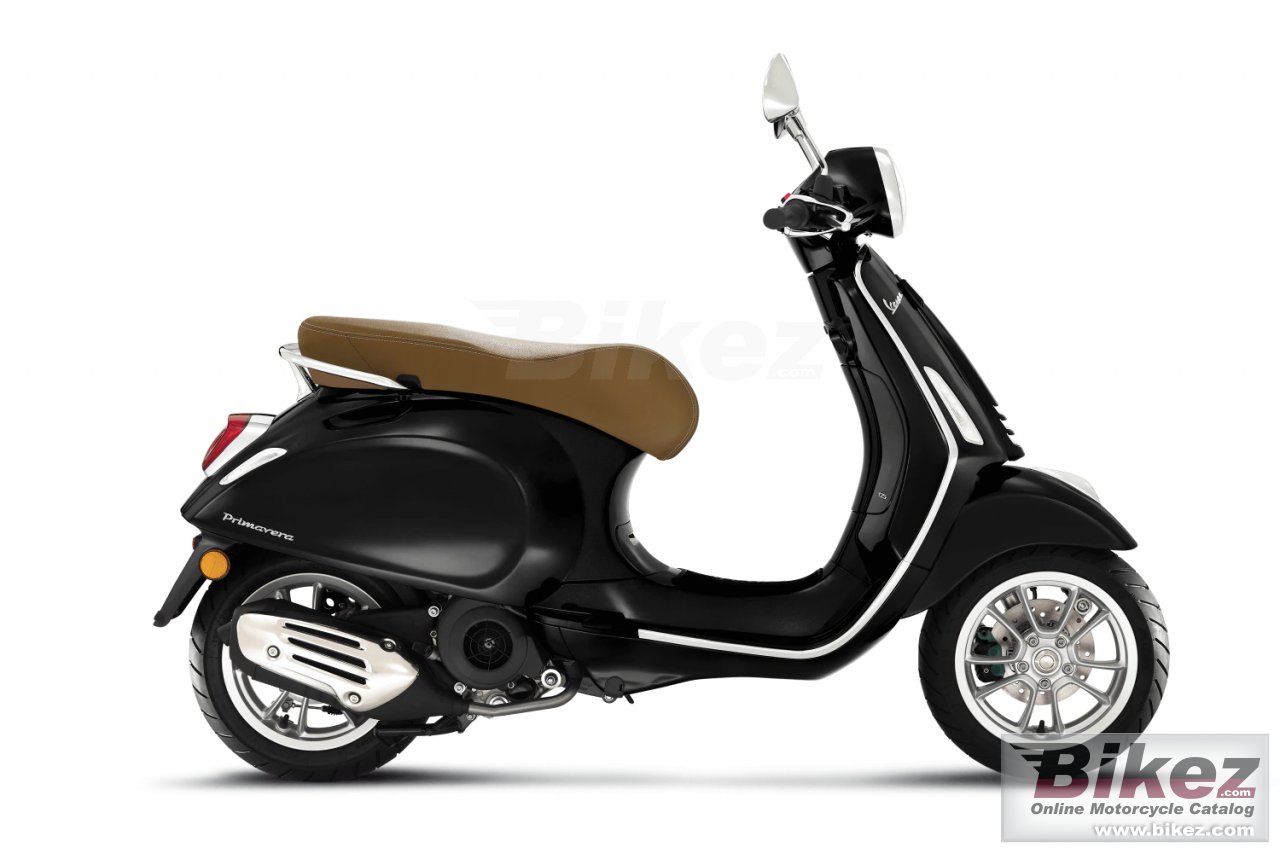 Thumbnail for Vespa Primavera 125 2021