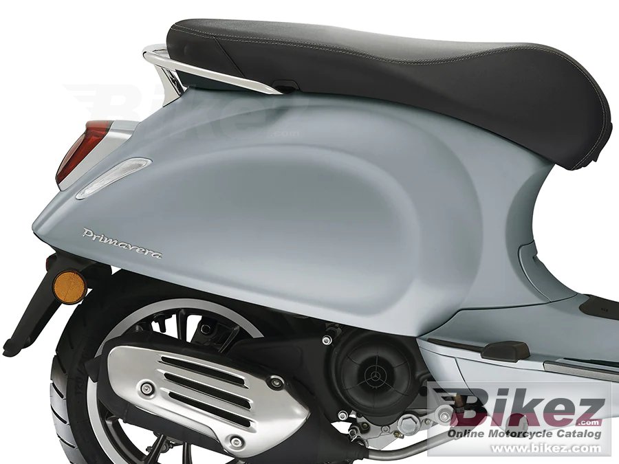 Thumbnail for Vespa Primavera 150 S 2021