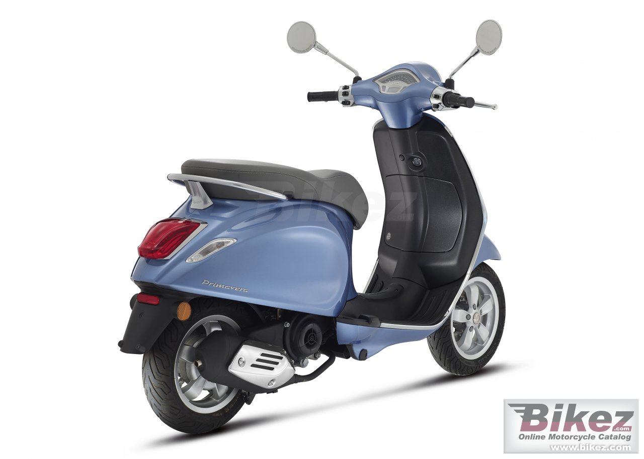Thumbnail for Vespa Primavera 50 2014