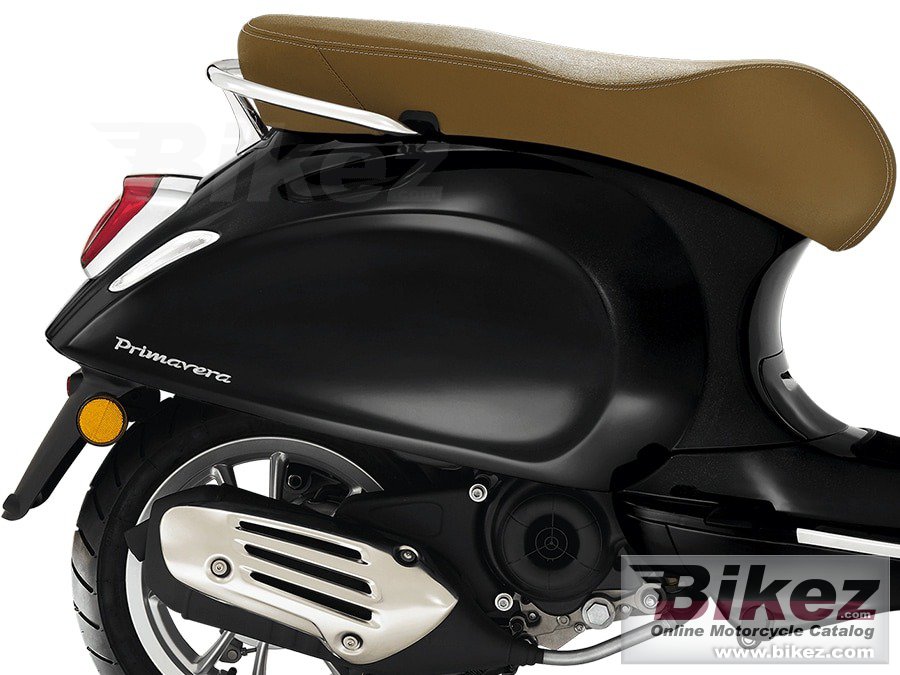 Thumbnail for Vespa Primavera 50 2021