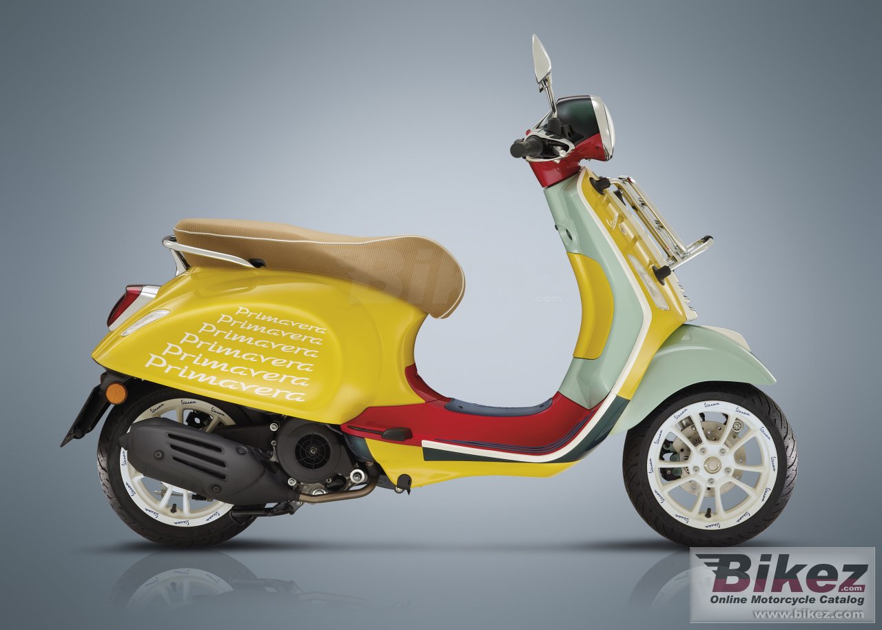 Thumbnail for Vespa Primavera Sean Wotherspoon 2020