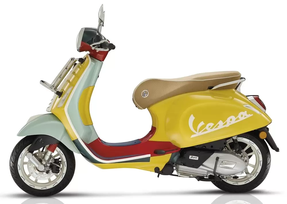 Thumbnail for Vespa Primavera Sean Wotherspoon 150 2021