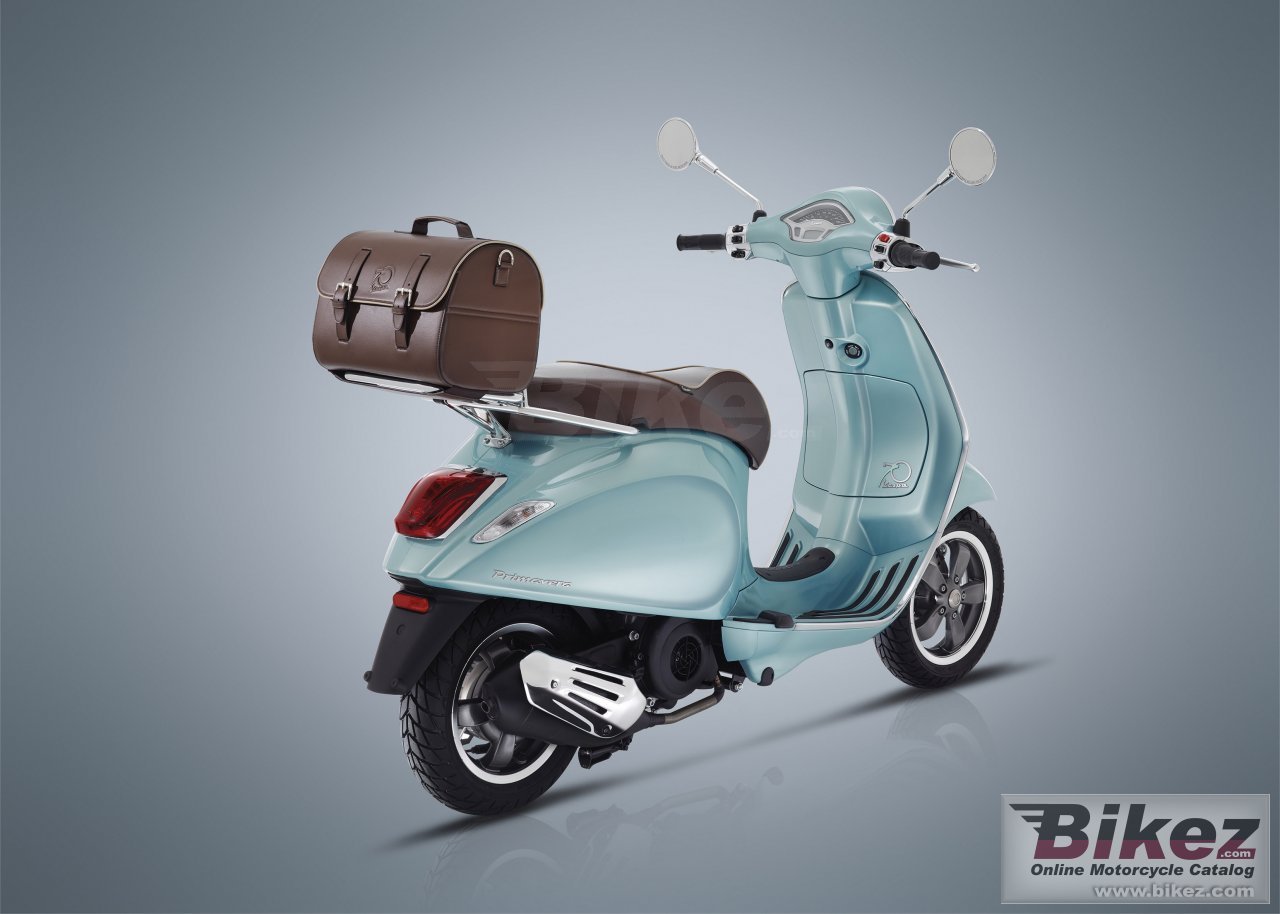 Thumbnail for Vespa Settantesimo 2017