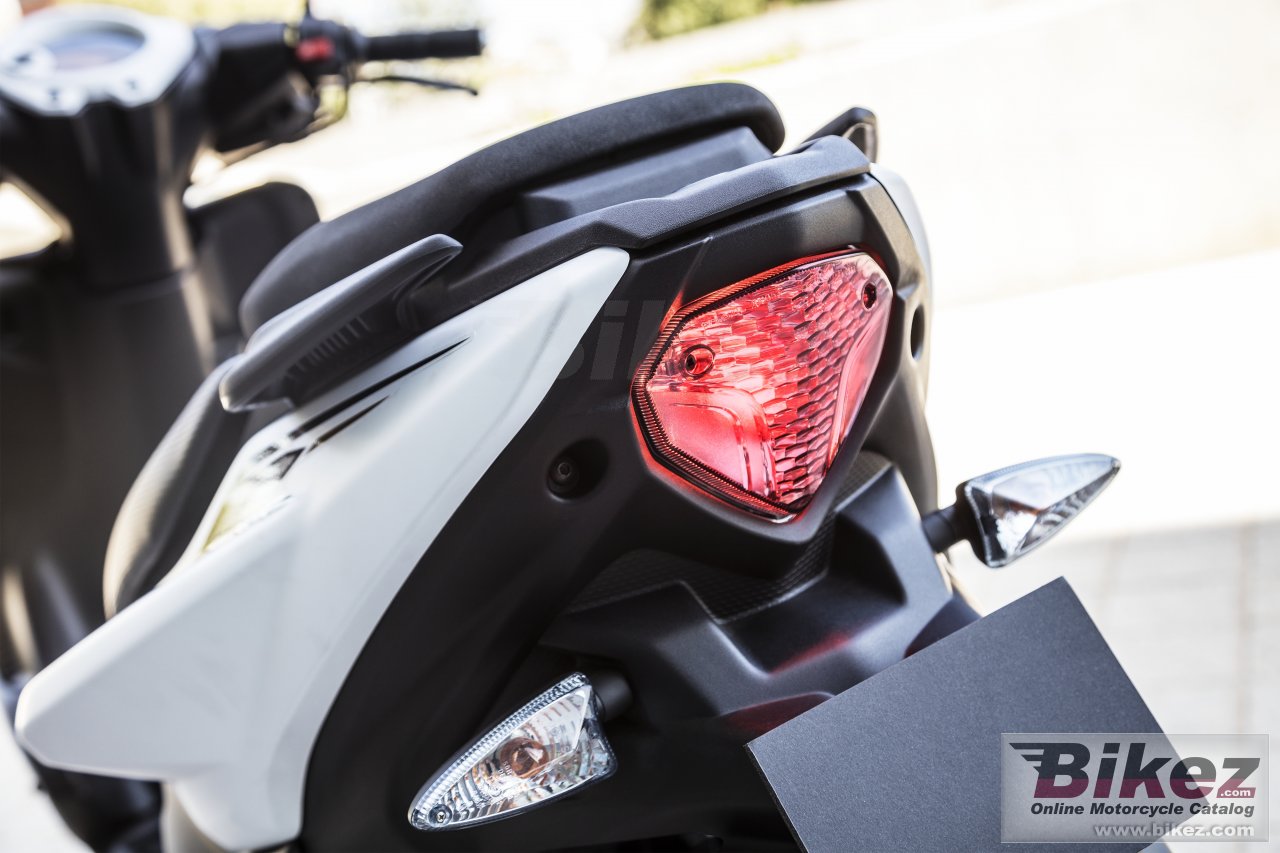 Thumbnail for Yamaha Aerox 4 2016