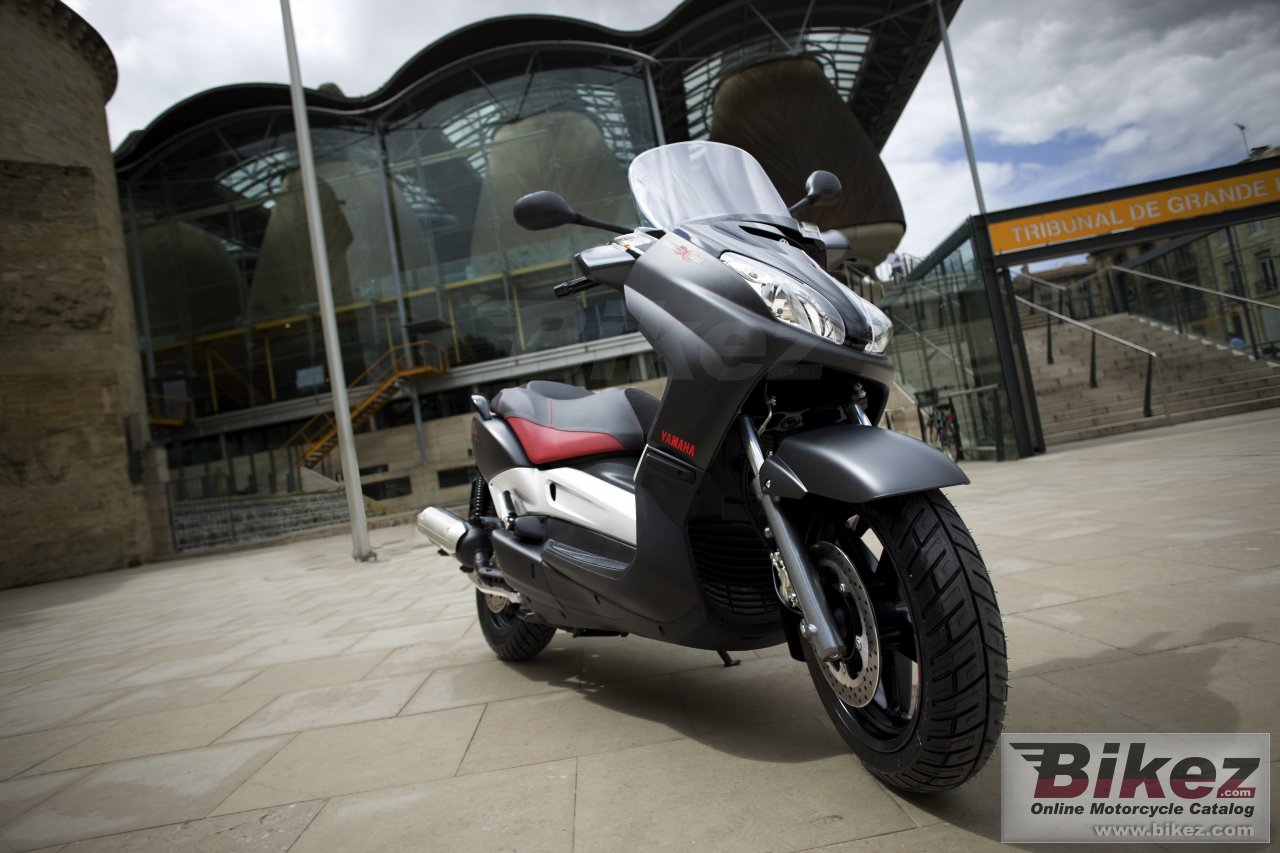 Thumbnail for Yamaha Black X-Max 125 2009