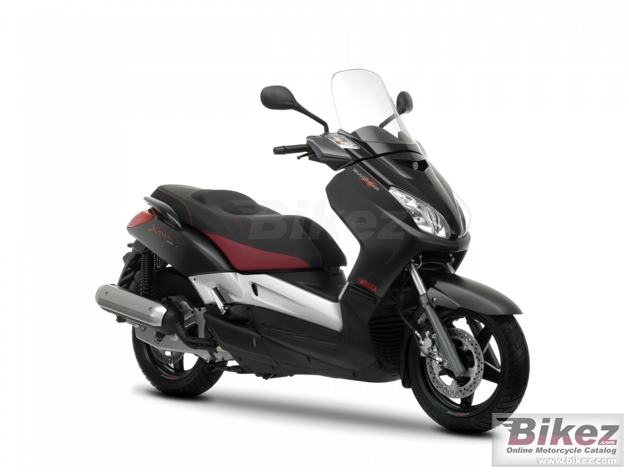 Yamaha Black X-Max 125