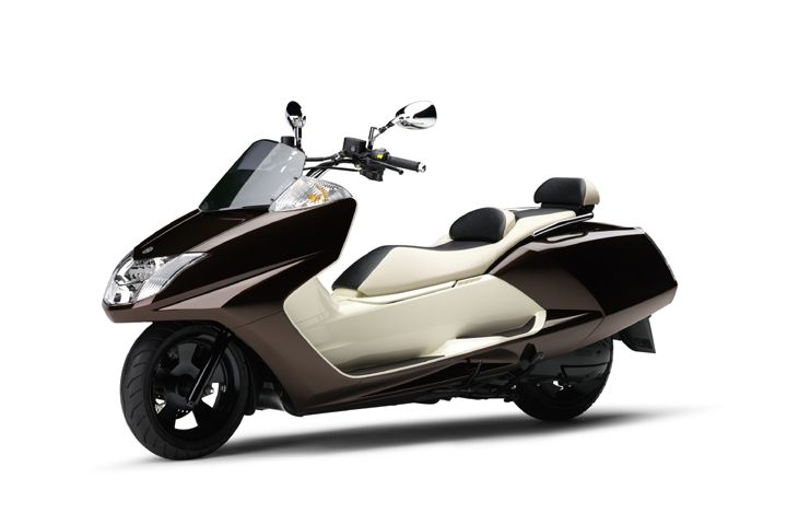 Thumbnail for Yamaha CP250 Maxam 2011