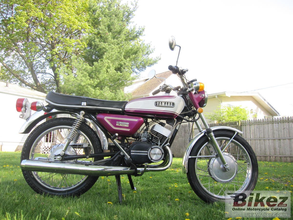 Yamaha CS5 Street