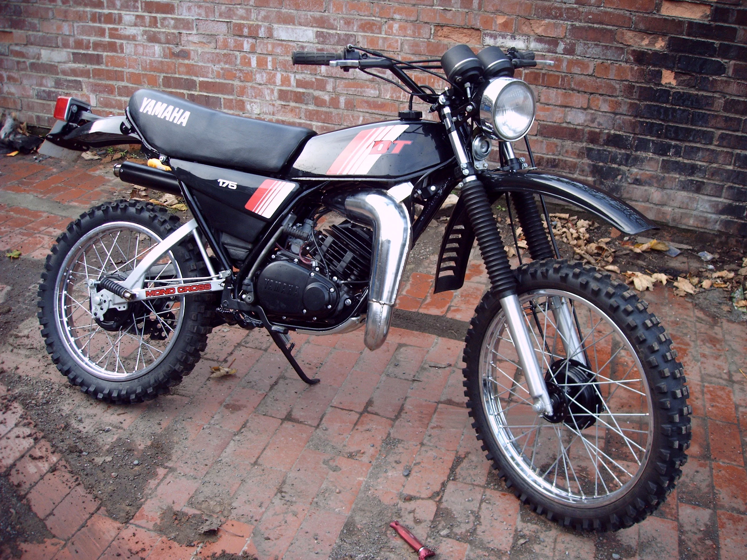 Thumbnail for Yamaha DT 175 MX 1982