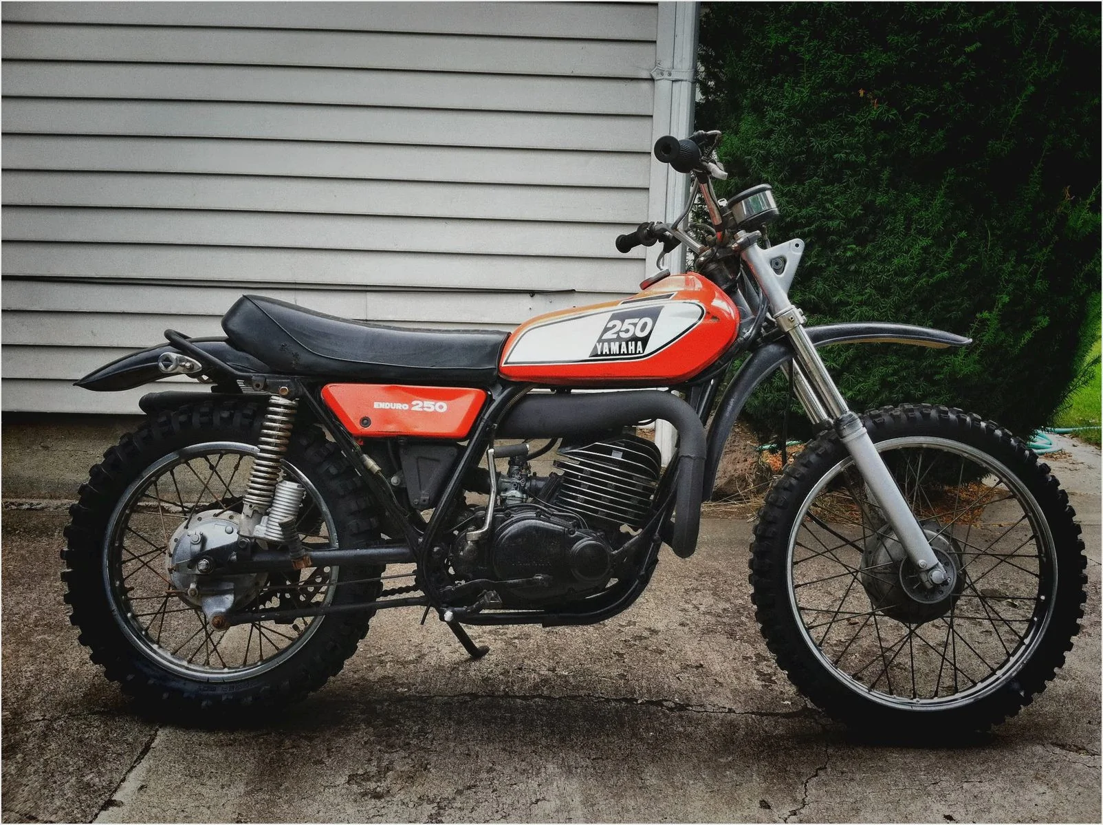 Thumbnail for Yamaha DT 250 MX 1979