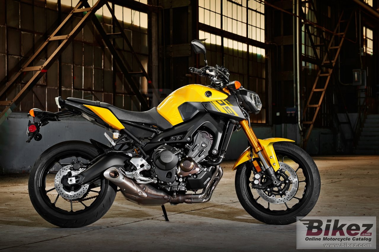 Thumbnail for Yamaha FZ-09 2015