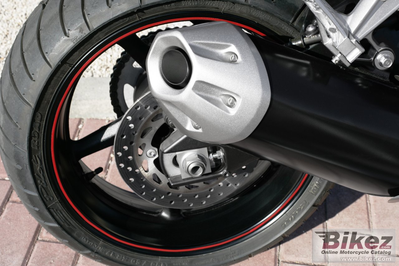Thumbnail for Yamaha FZ1 2007