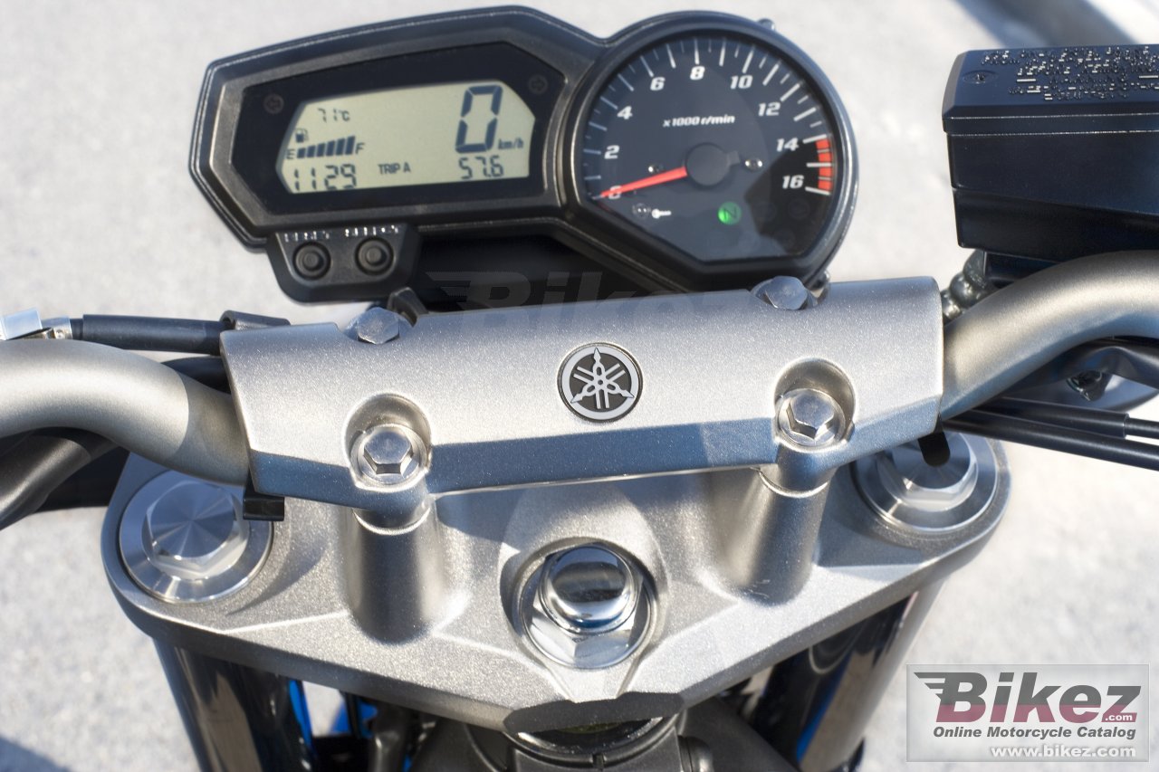 Thumbnail for Yamaha FZ6 S2 ABS 2007