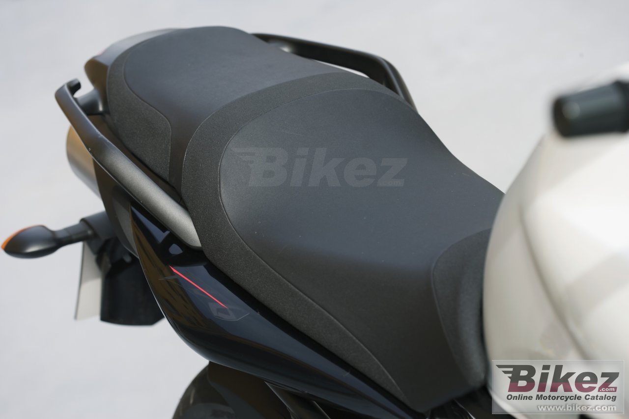 Thumbnail for Yamaha FZ6 S2 ABS 2008