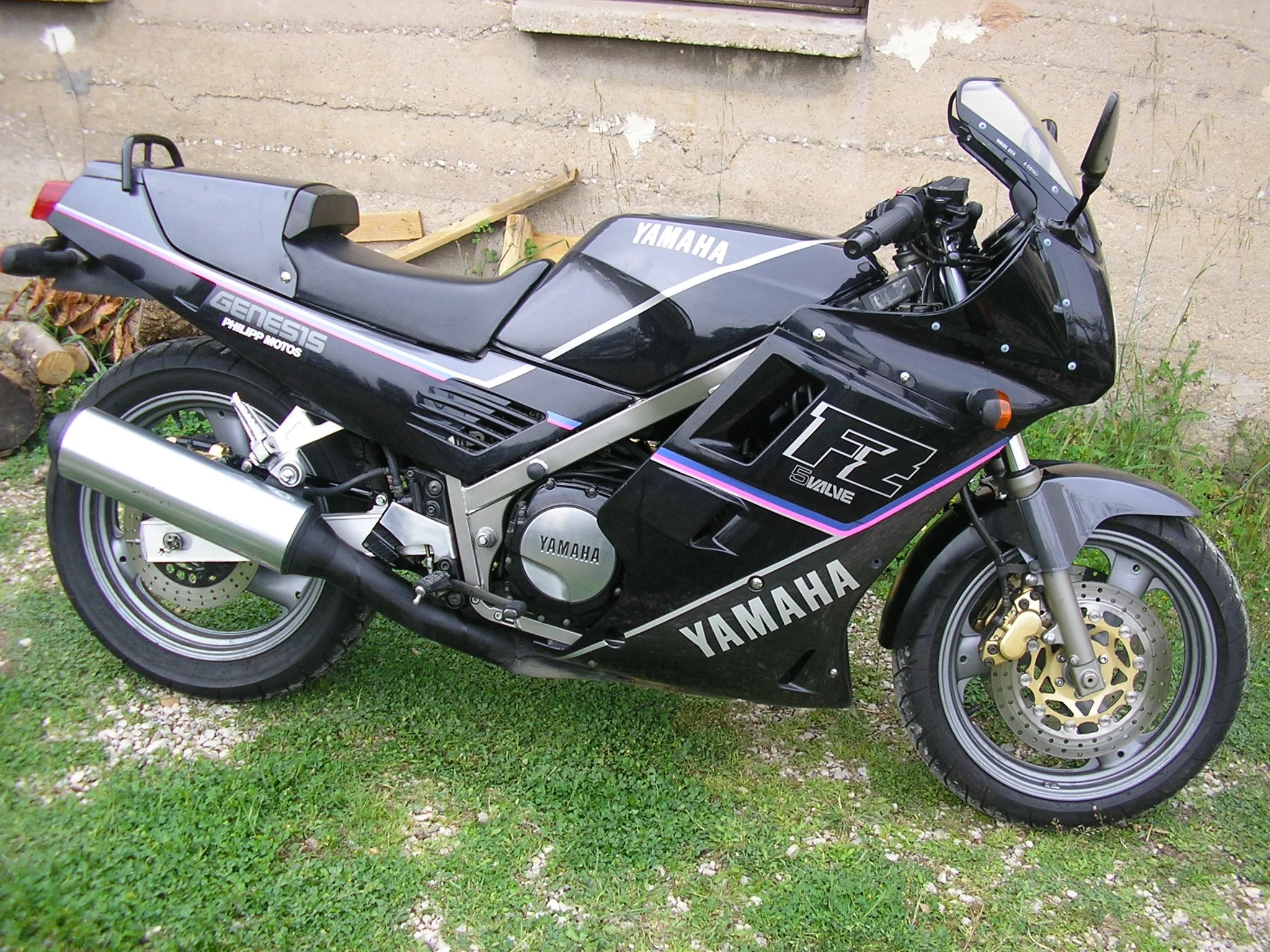 Thumbnail for Yamaha FZ 750 1990