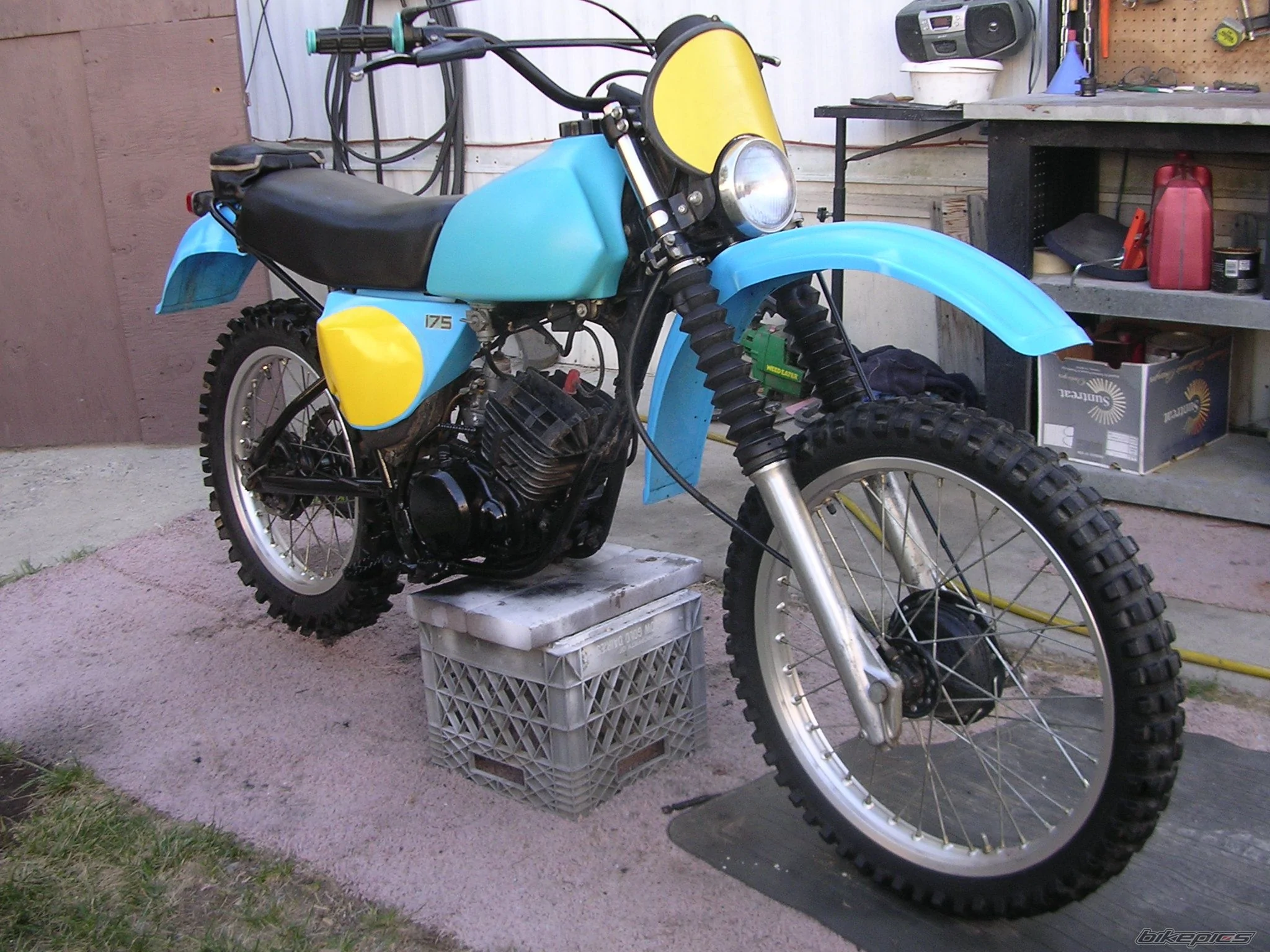Thumbnail for Yamaha IT 1979