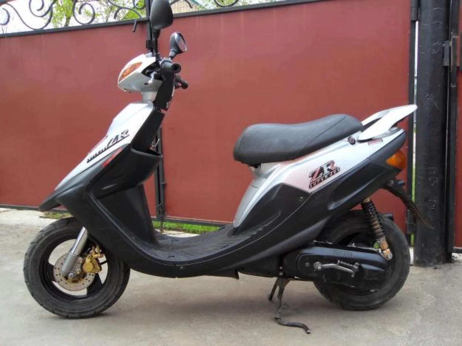Thumbnail for Yamaha Jog Deluxe 2015