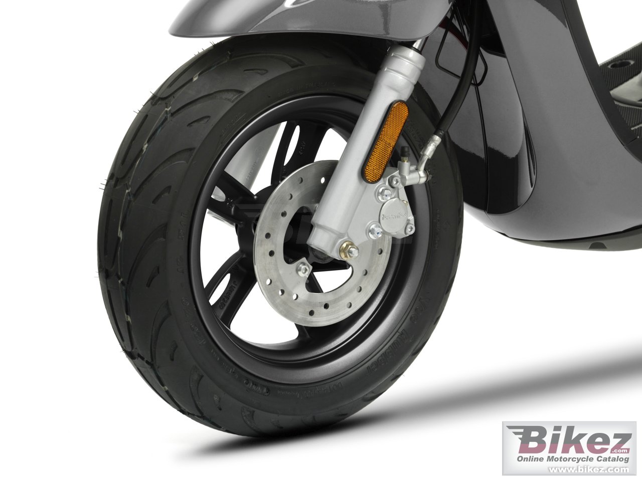 Thumbnail for Yamaha Neos 2010