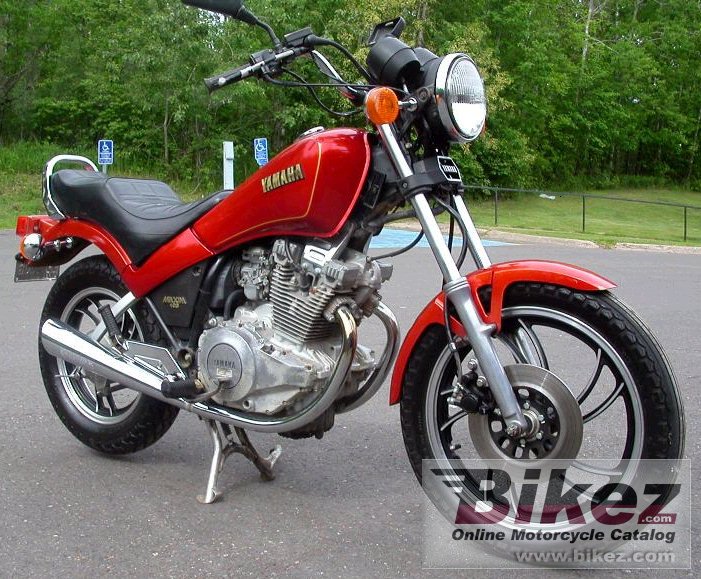 Yamaha XS 400 DOHC (reduced effect) 1982