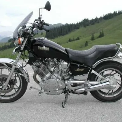 Yamaha XV 750 SE