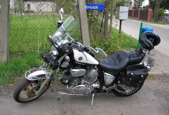 Thumbnail for Yamaha XV 750 Virago 1993