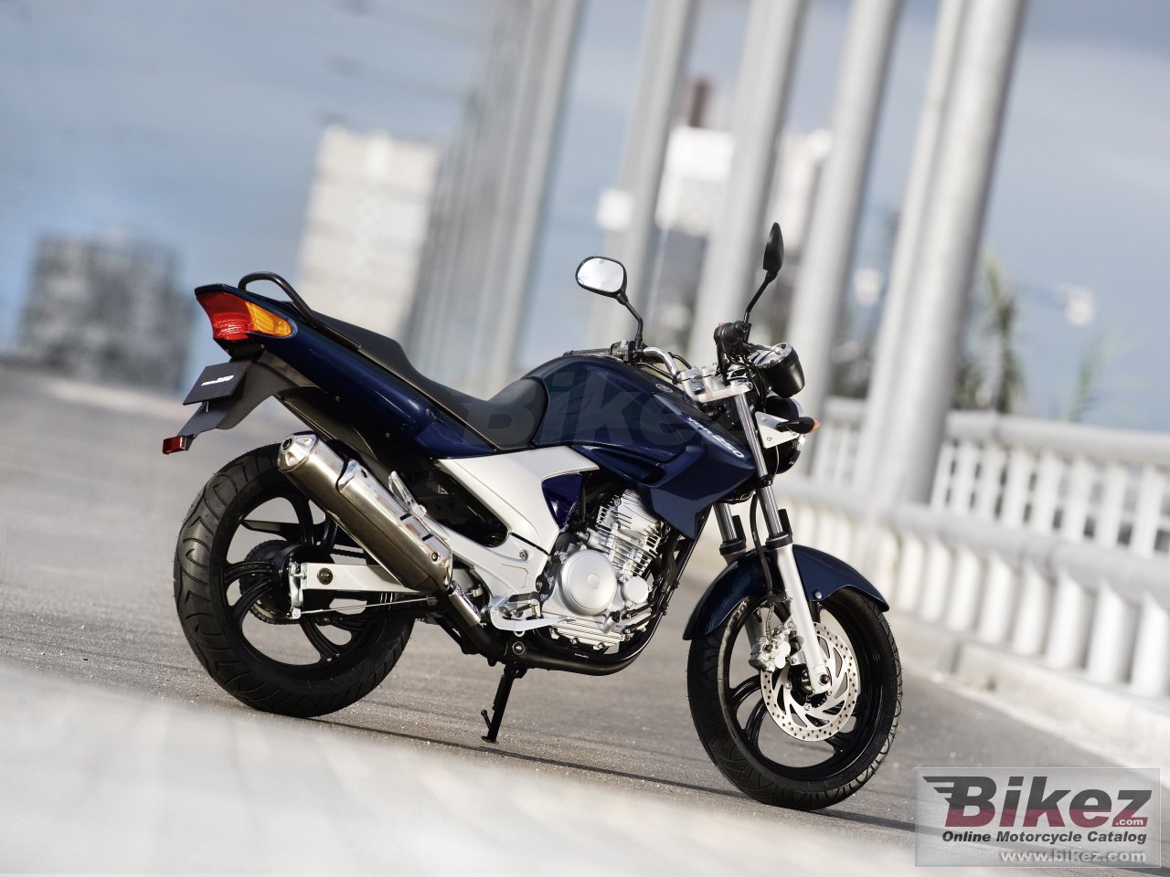 Thumbnail for Yamaha YBR250 2011