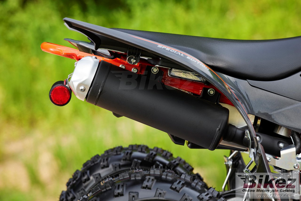 Thumbnail for Yamaha YFZ450R SE 2023