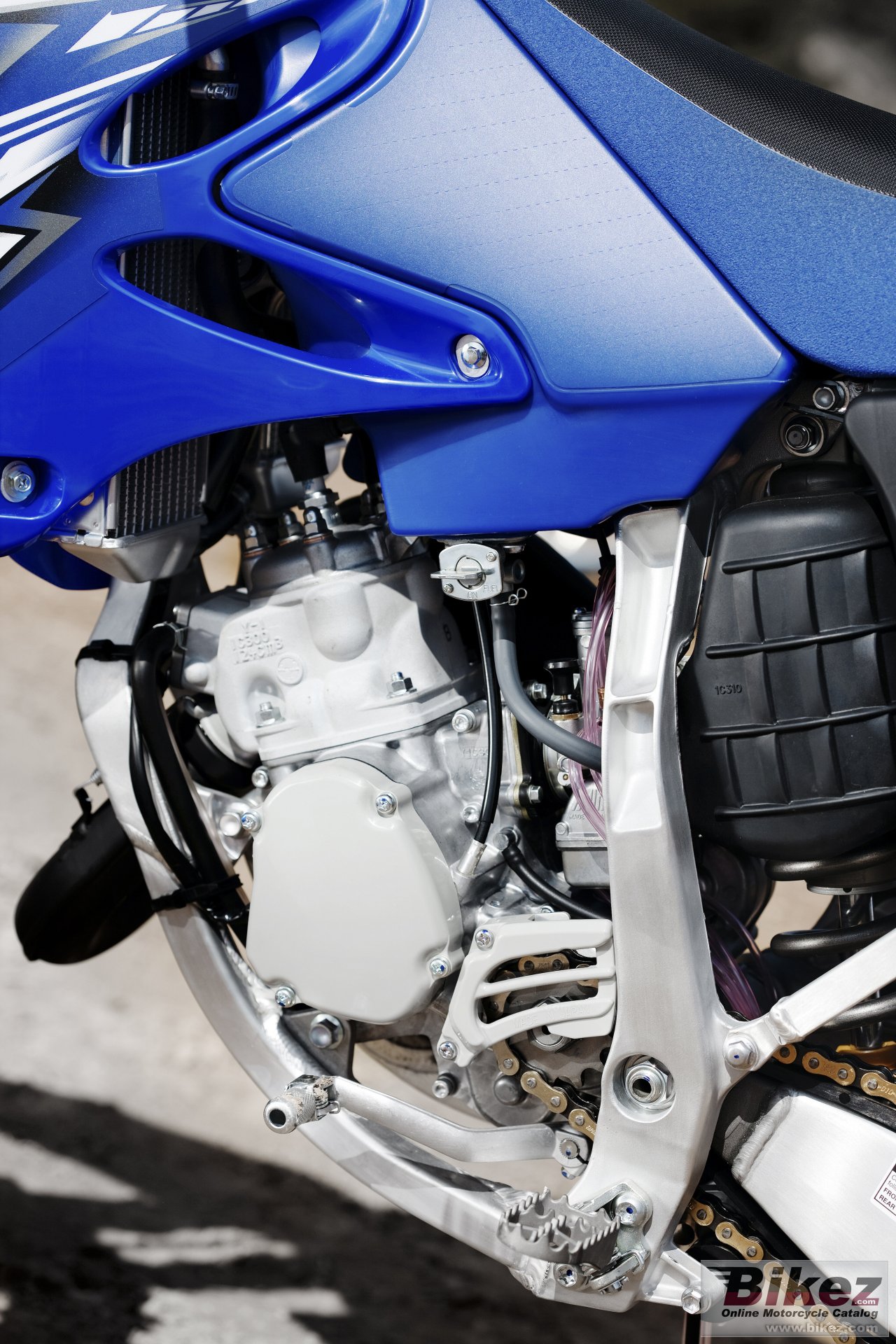 Thumbnail for Yamaha YZ125 2009