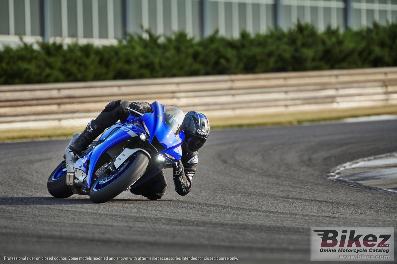 Thumbnail for Yamaha YZF-R1 2021