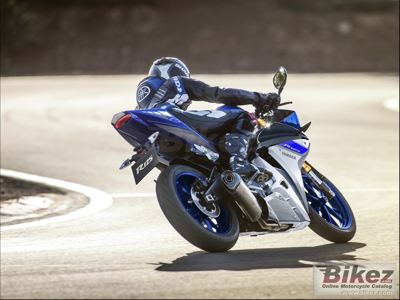 Thumbnail for Yamaha YZF-R125 2016