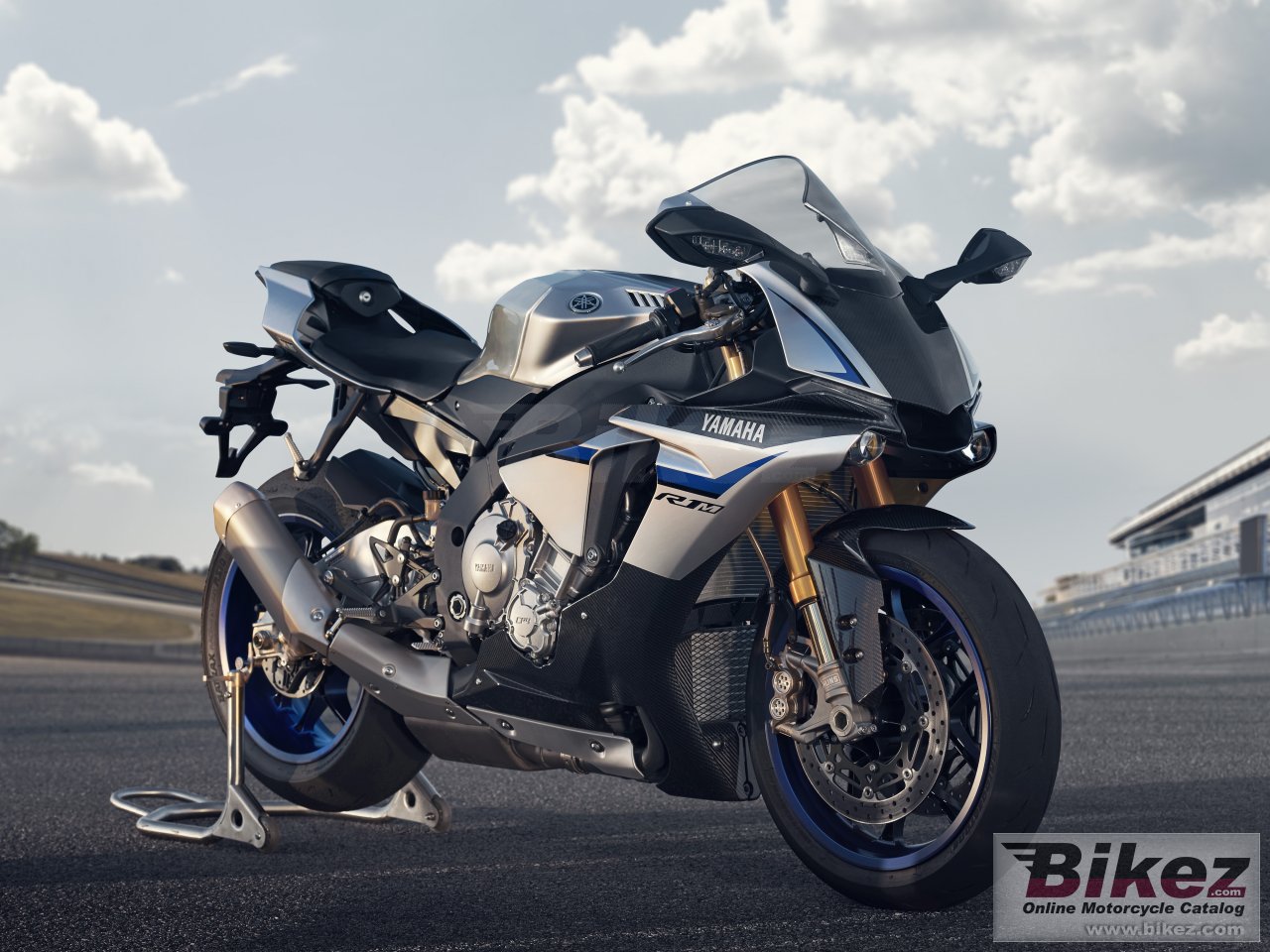 Thumbnail for Yamaha YZF-R1M 2015
