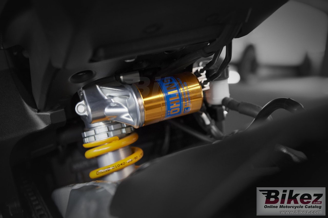 Thumbnail for Yamaha YZF-R1M 2018