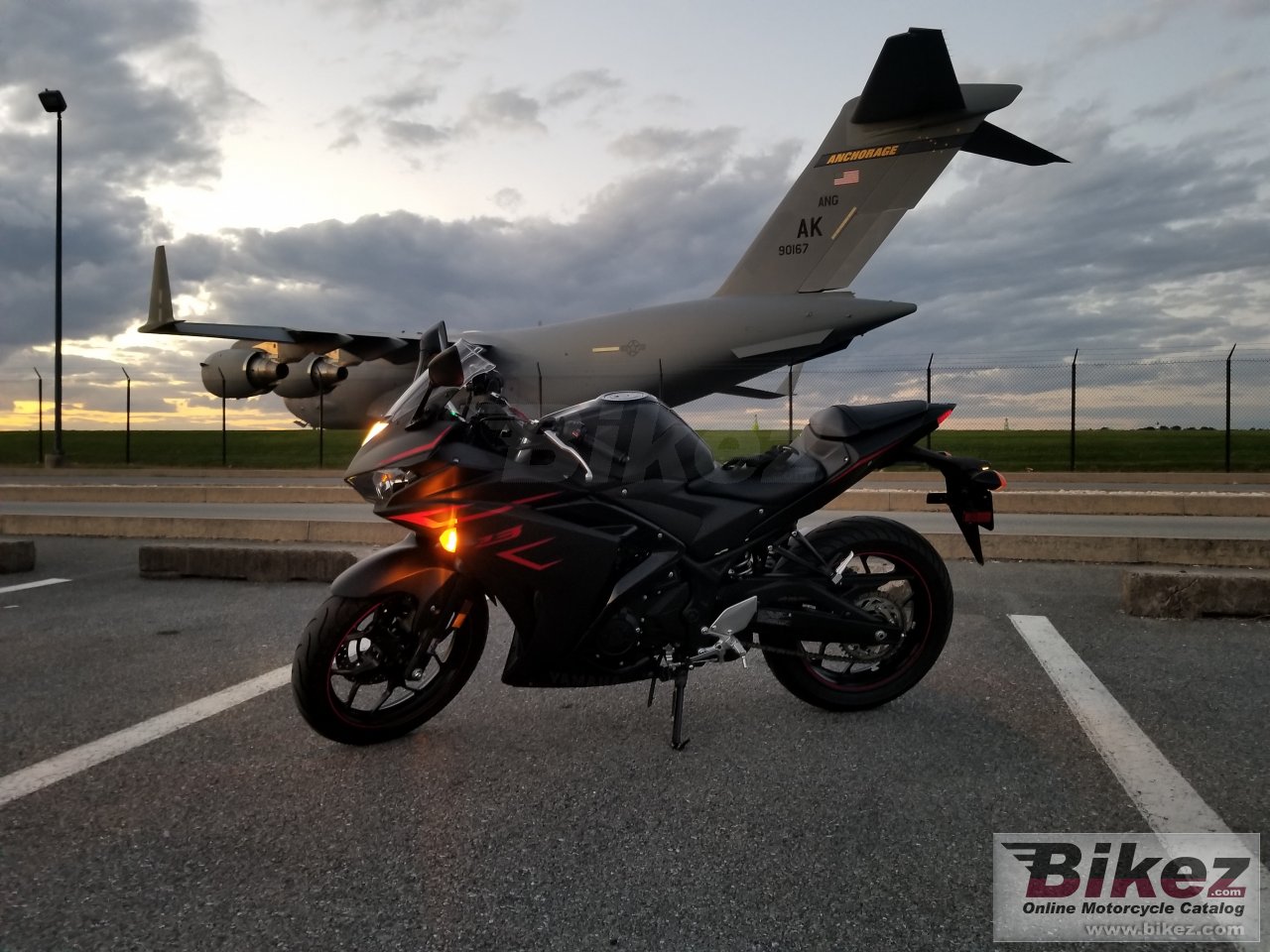 Thumbnail for Yamaha YZF-R3 2018